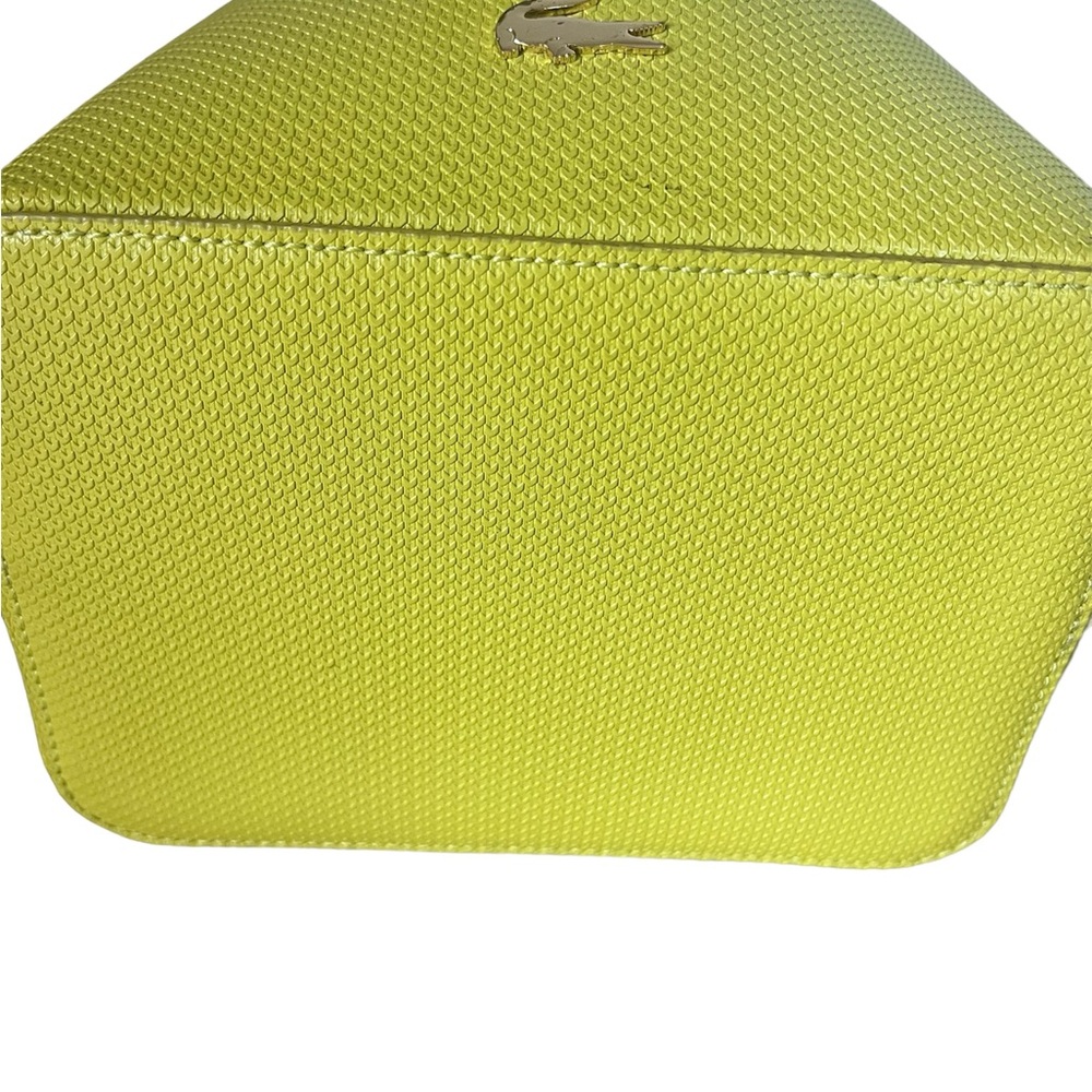 Lacoste Leather Bucket Bag RARE lime green color. - Picture 4 of 5